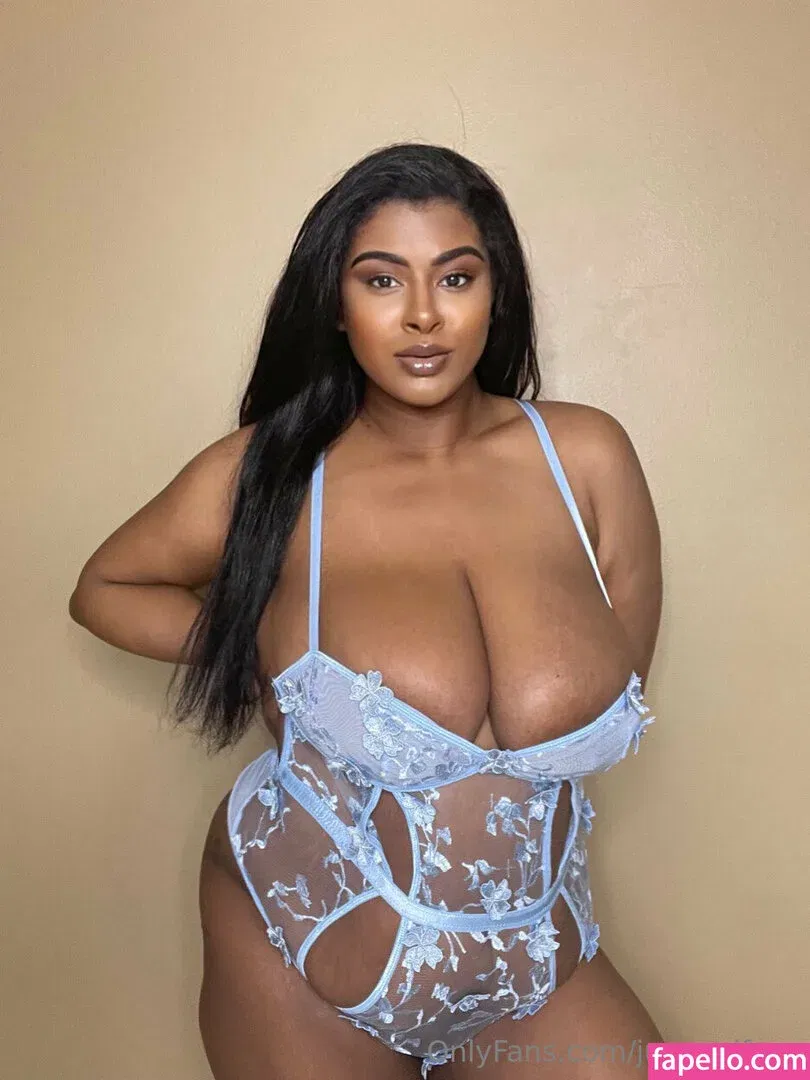 justomifree Onlyfans Photo Gallery 