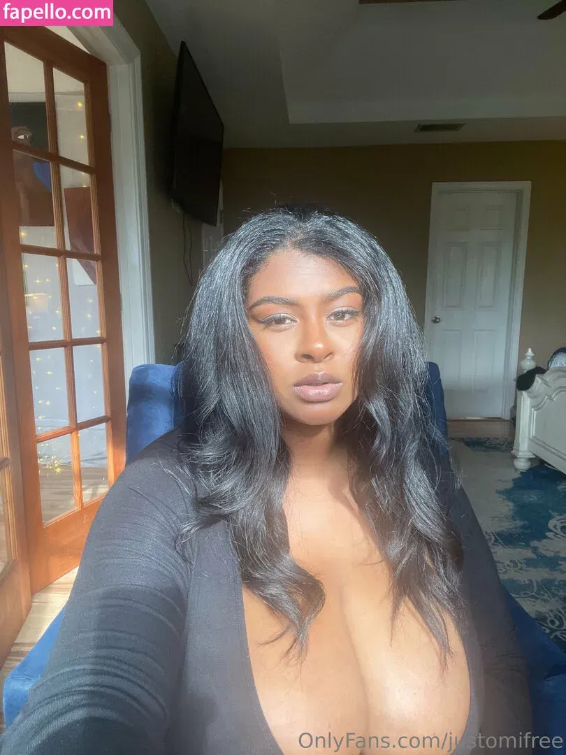 justomifree Onlyfans Photo Gallery 