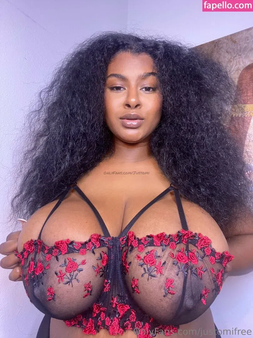 justomifree Onlyfans Photo Gallery 