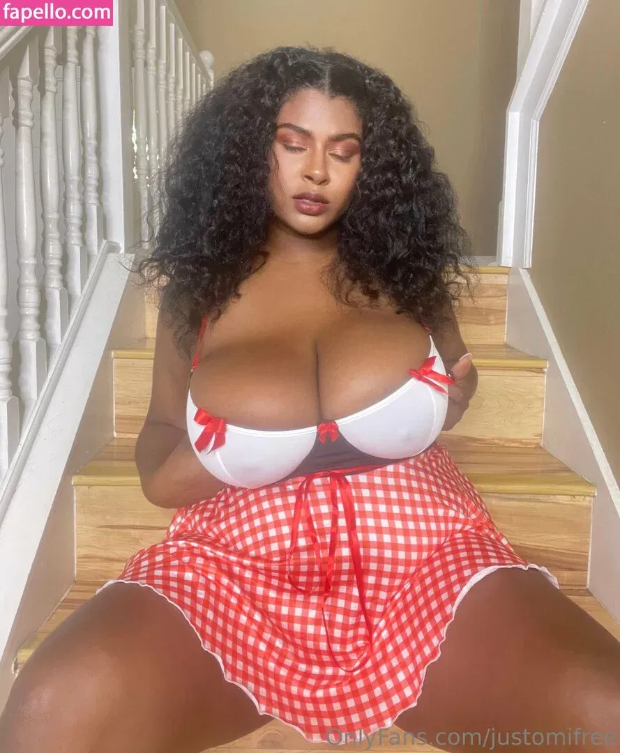 justomifree Onlyfans Photo Gallery 