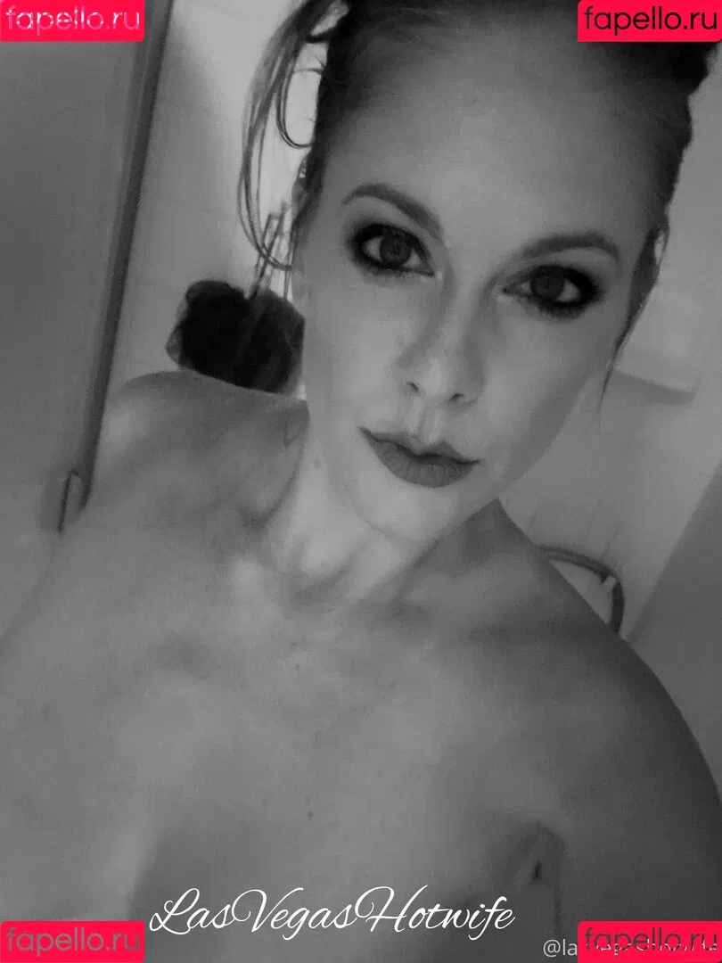 LasVegasHotwife Onlyfans Photo Gallery 