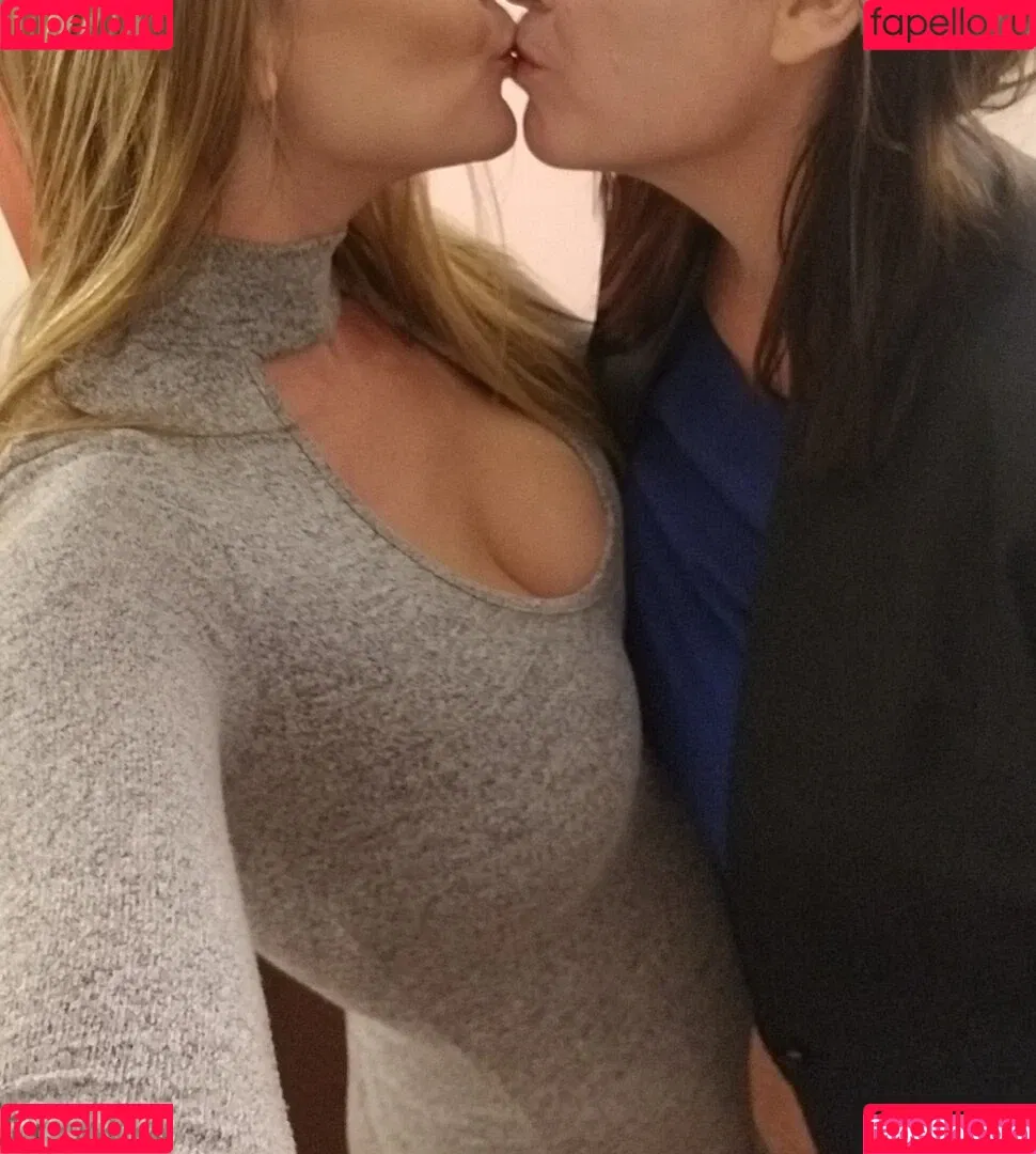 LasVegasHotwife Onlyfans Photo Gallery 
