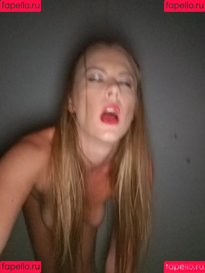 LasVegasHotwife Onlyfans Photo Gallery 