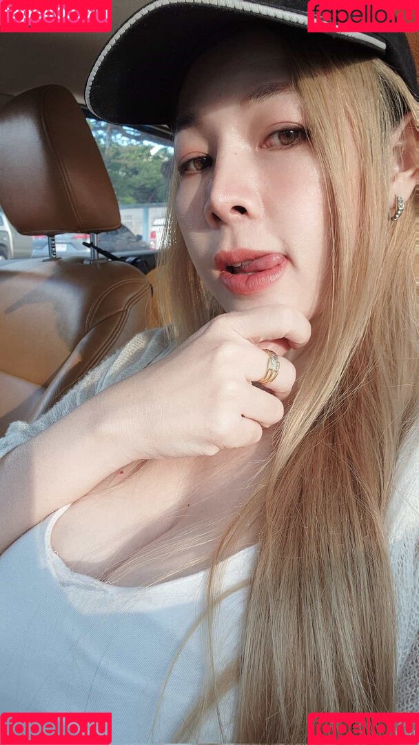 Milkyth Onlyfans Photo Gallery 