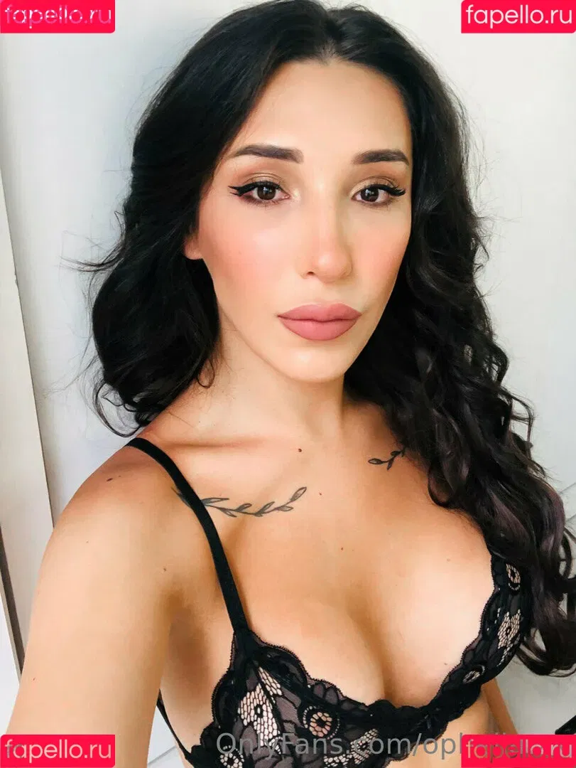 ophelia.xx Onlyfans Photo Gallery 
