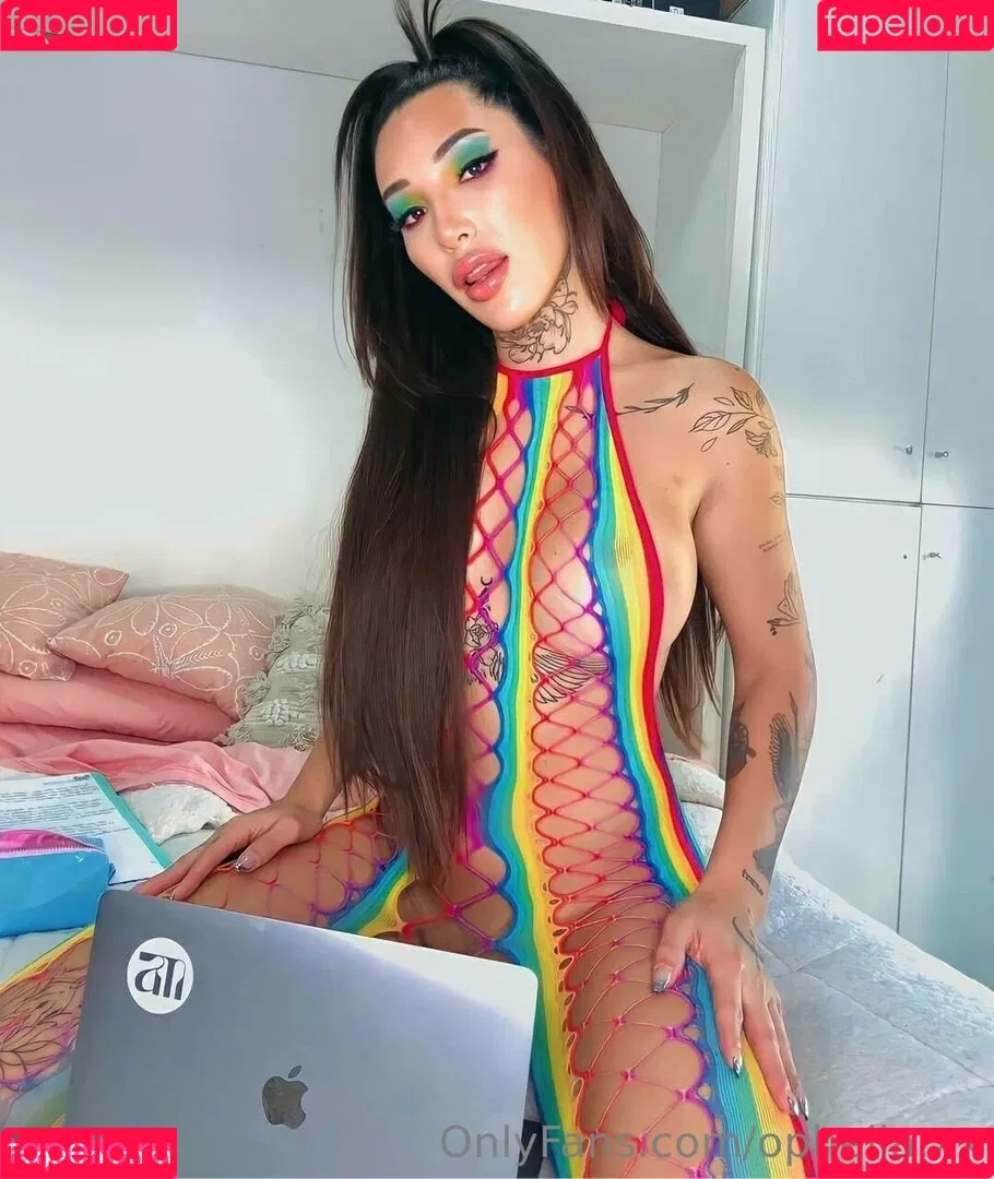 ophelia.xx Onlyfans Photo Gallery 