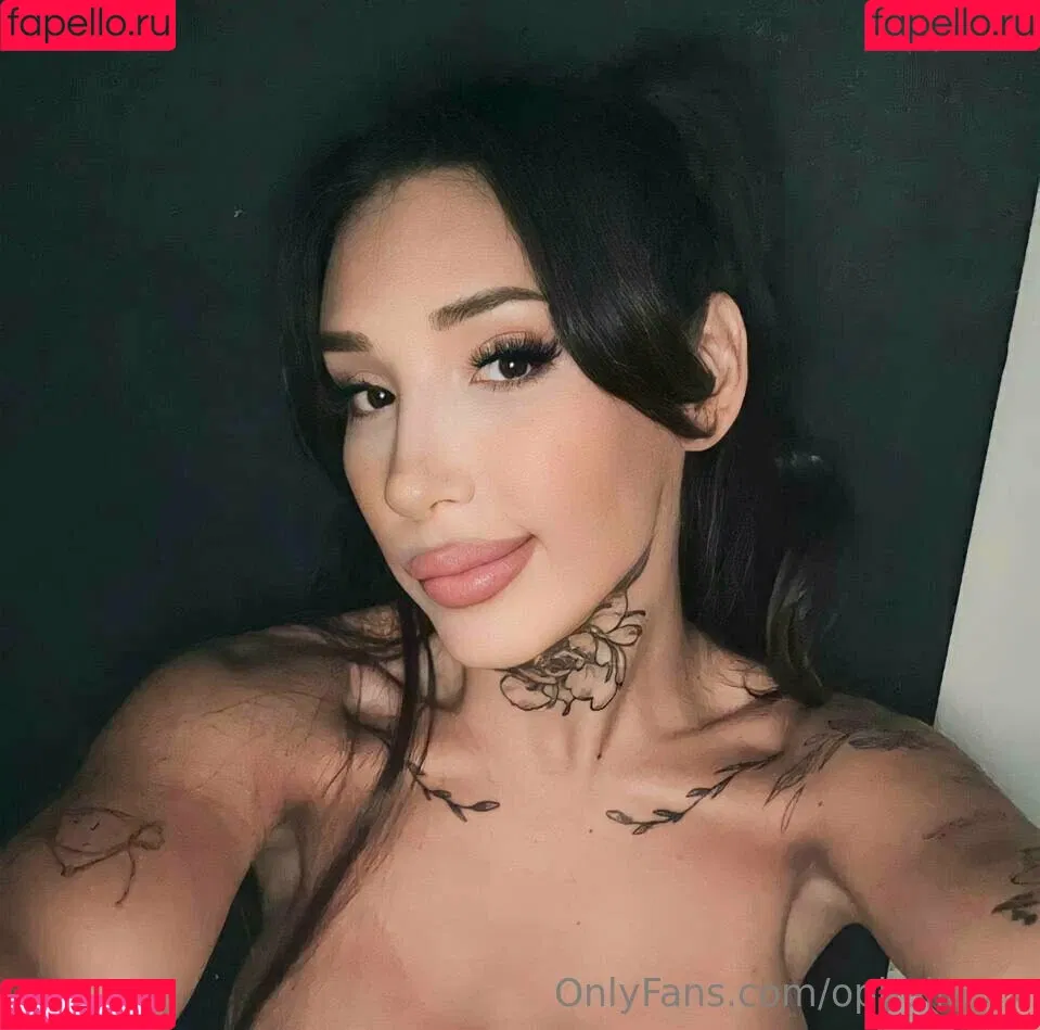 ophelia.xx Onlyfans Photo Gallery 