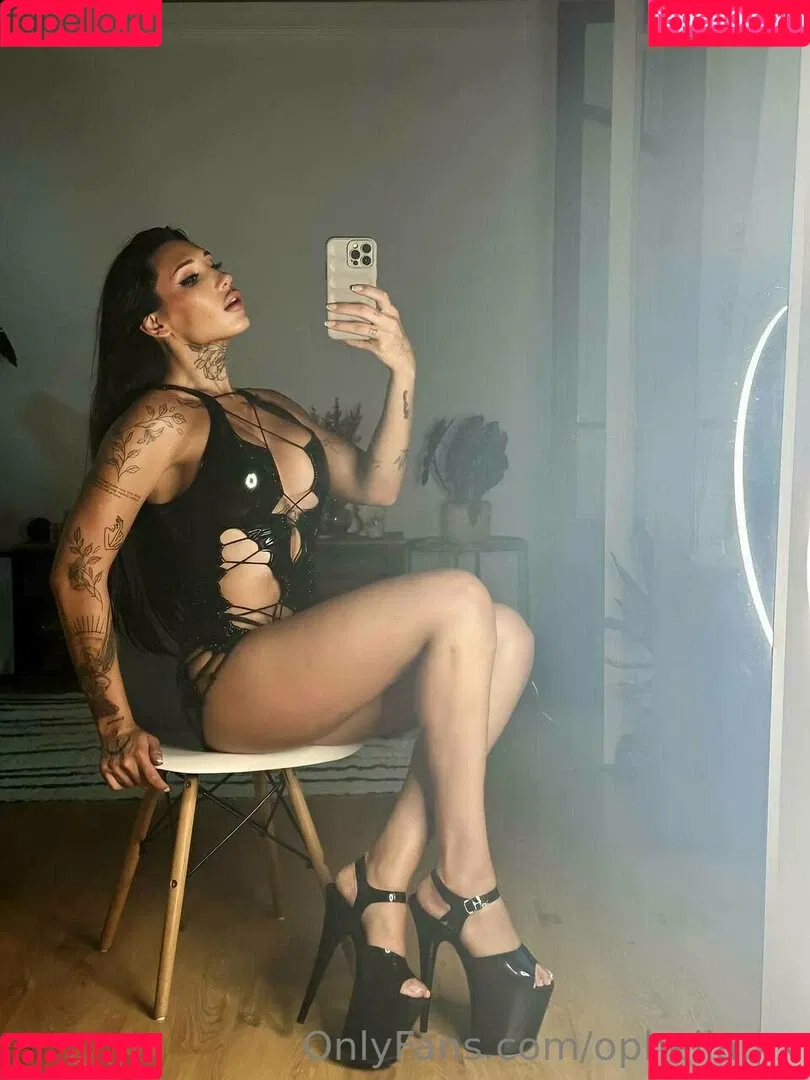 ophelia.xx Onlyfans Photo Gallery 