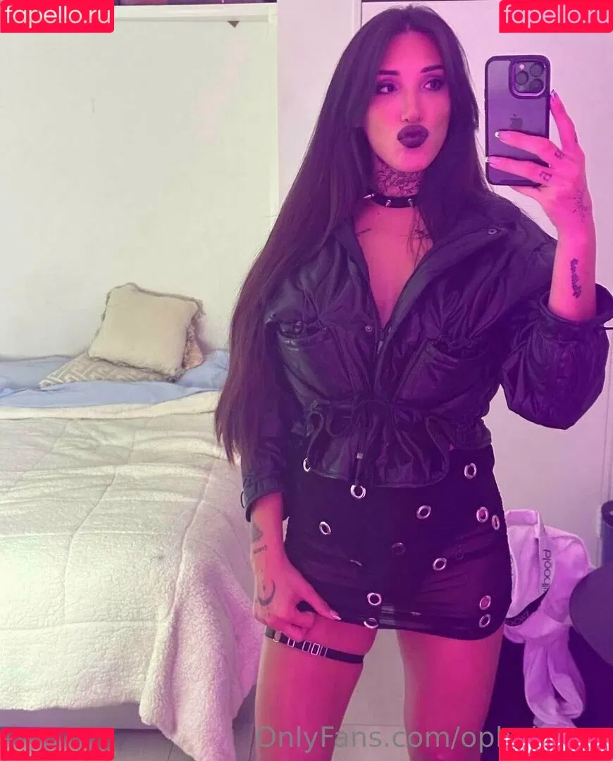 ophelia.xx Onlyfans Photo Gallery 