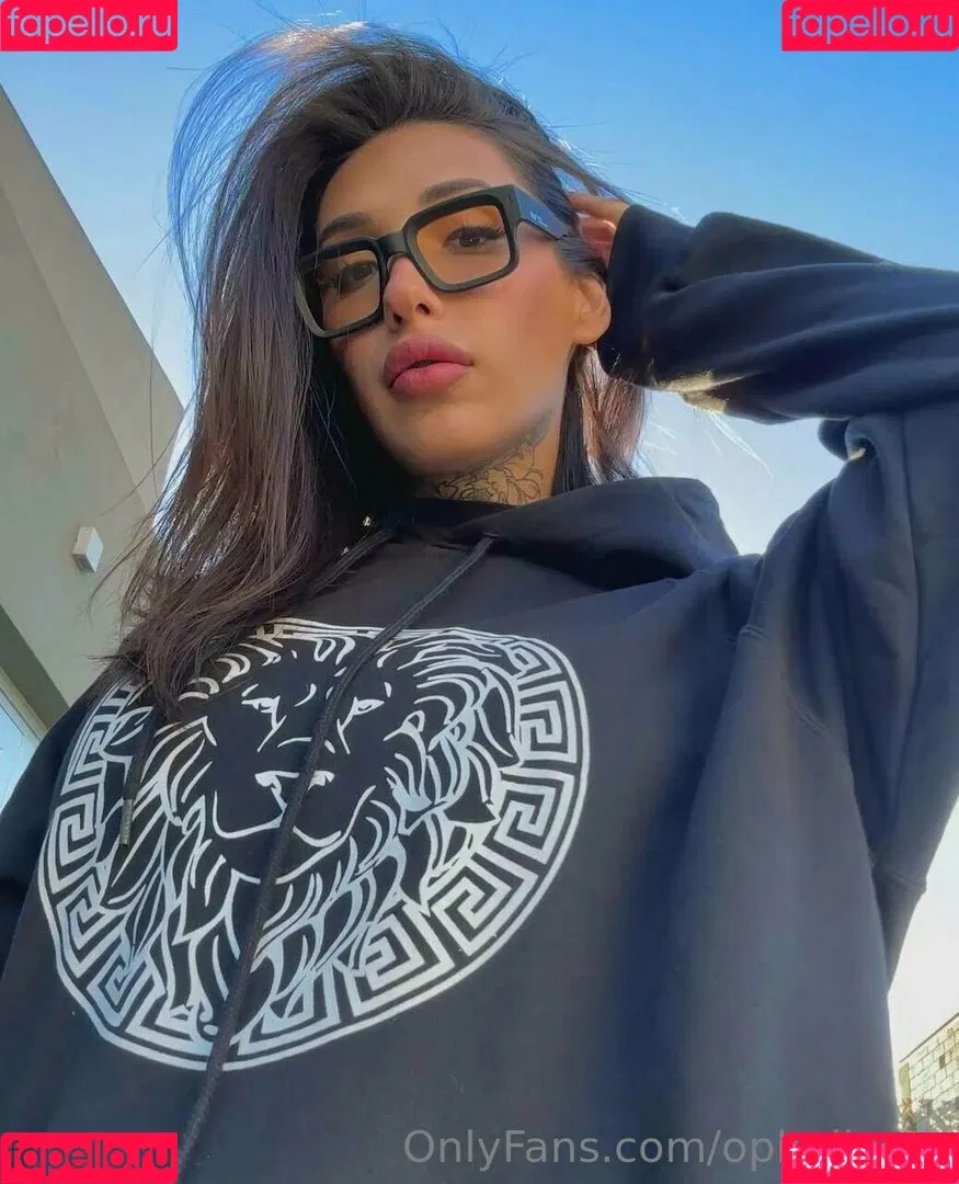 ophelia.xx Onlyfans Photo Gallery 