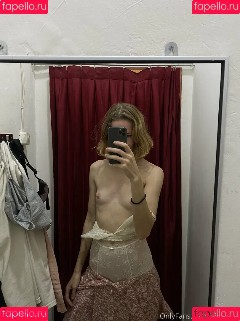 ivi.ivinskaya Onlyfans Photo Gallery 
