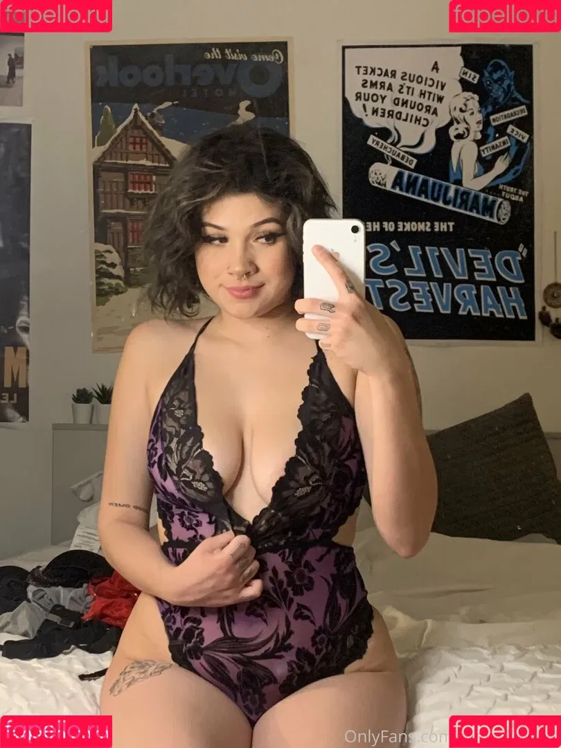 Edensgard3n Onlyfans Photo Gallery 