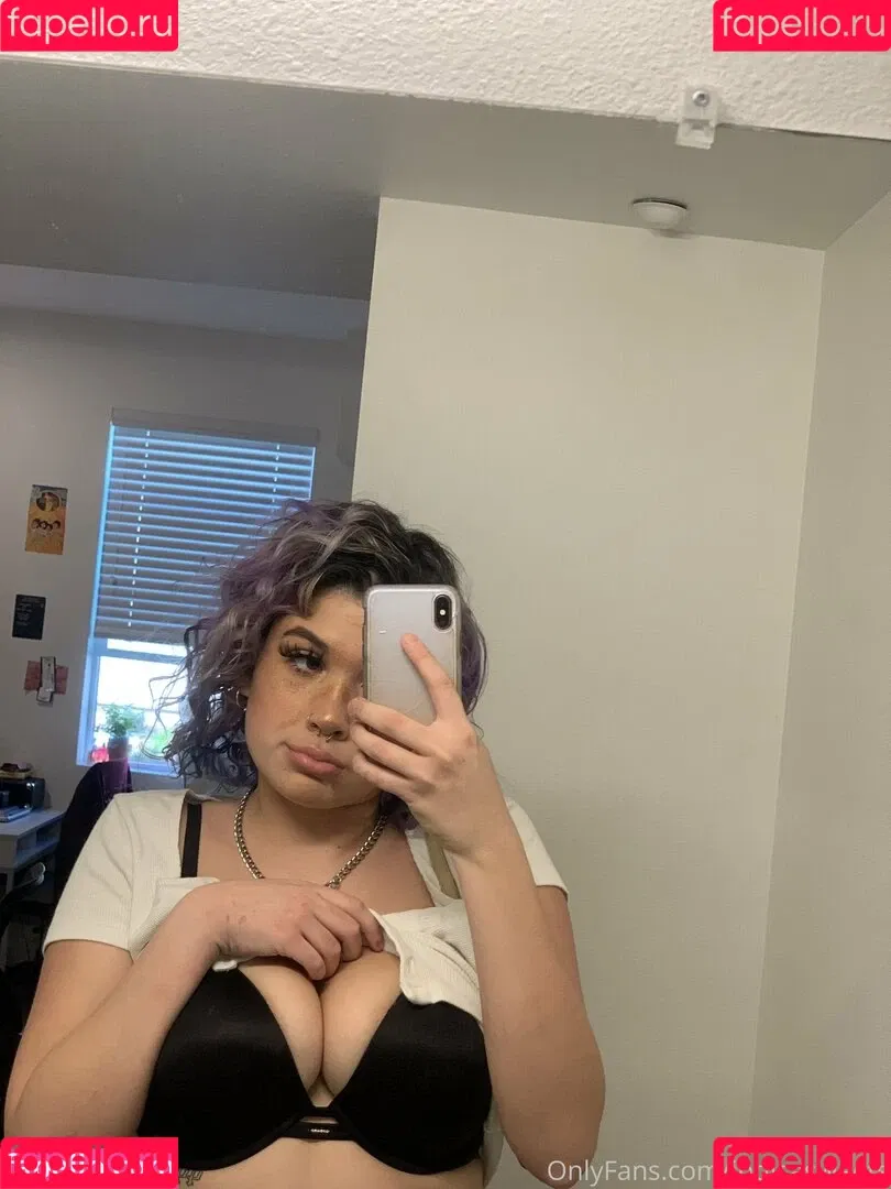 Edensgard3n Onlyfans Photo Gallery 