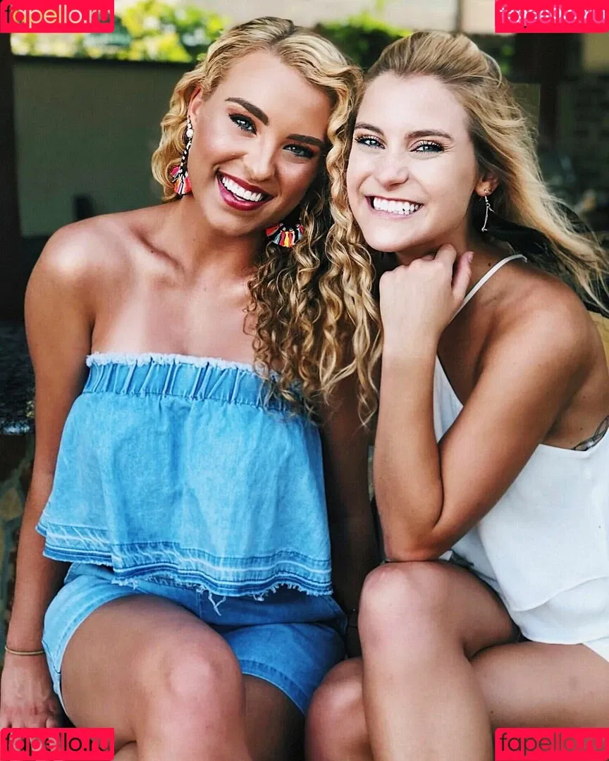 Caroline Wall Onlyfans Photo Gallery 
