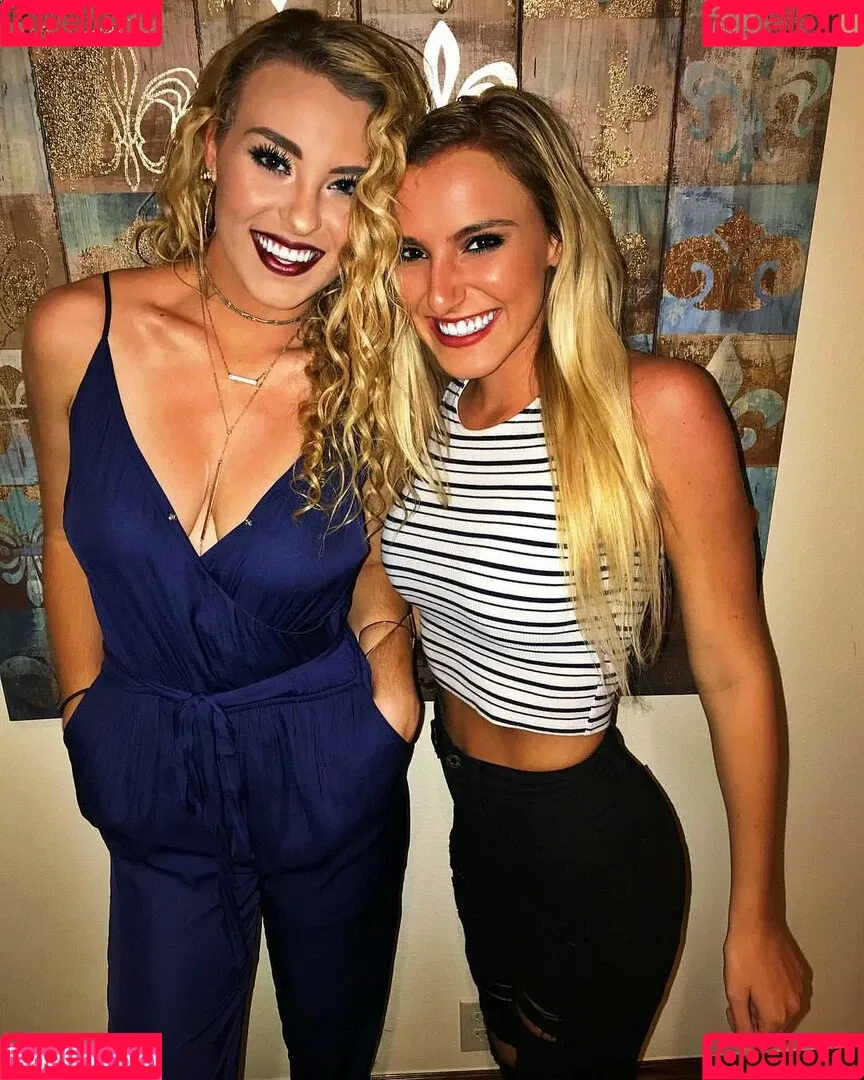 Caroline Wall Onlyfans Photo Gallery 