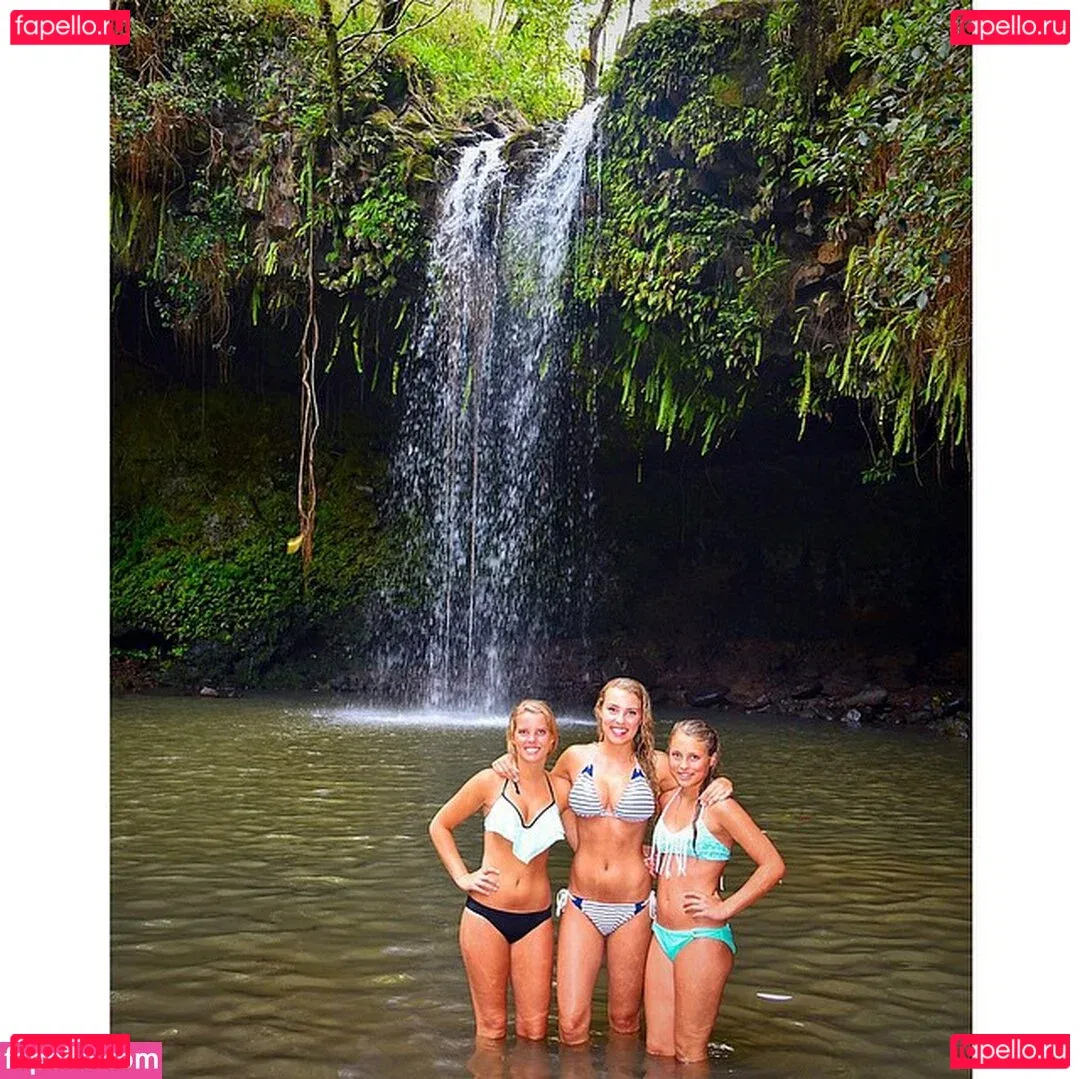 Caroline Wall Onlyfans Photo Gallery 