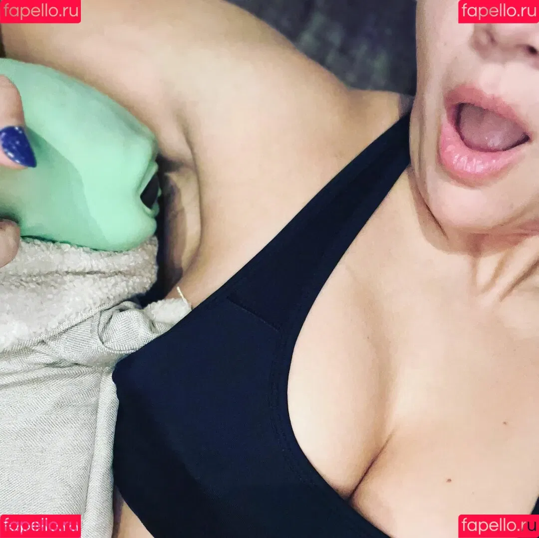 Armpit Fetish Onlyfans Photo Gallery 