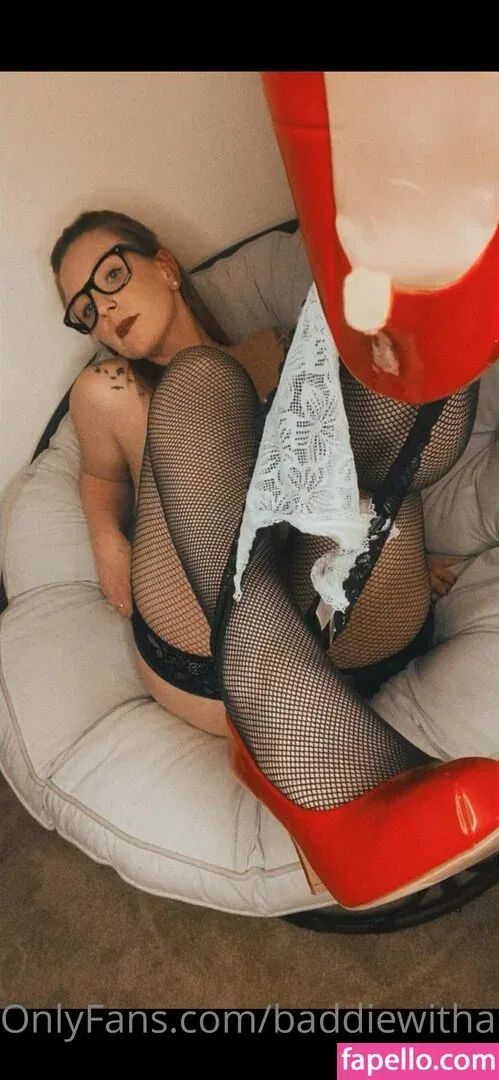 baddiewithanosering Onlyfans Photo Gallery 