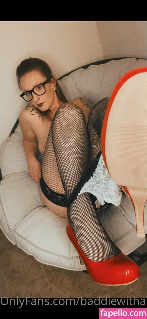 baddiewithanosering Onlyfans Photo Gallery 