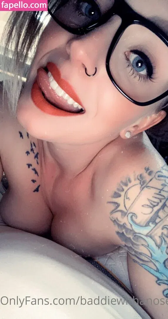 baddiewithanosering Onlyfans Photo Gallery 