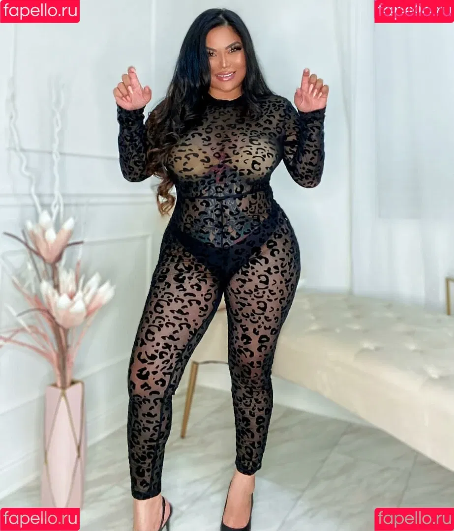 Mizuki Brown Onlyfans Photo Gallery 