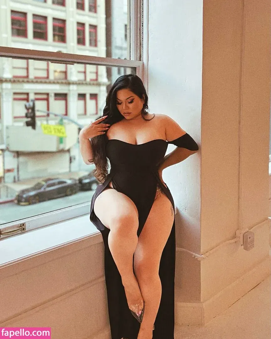 Mizuki Brown Onlyfans Photo Gallery 