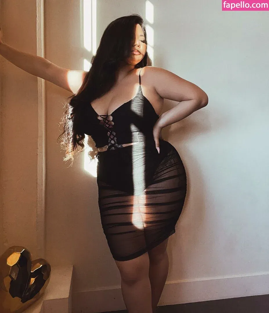 Mizuki Brown Onlyfans Photo Gallery 