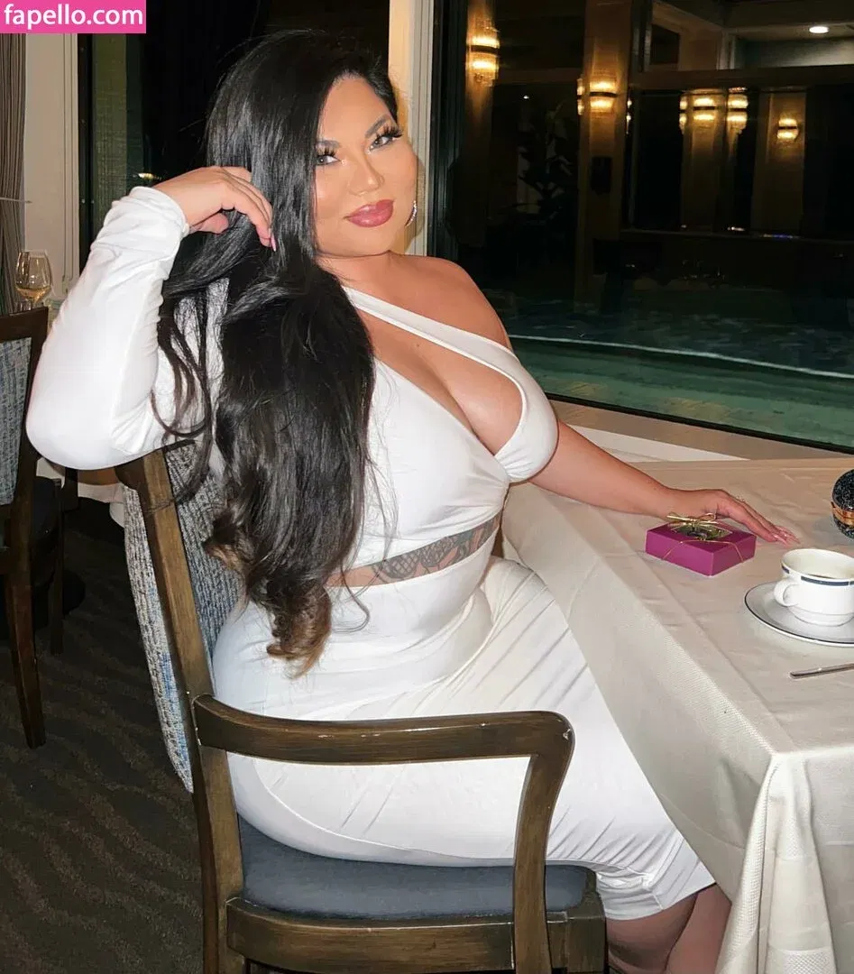 Mizuki Brown Onlyfans Photo Gallery 