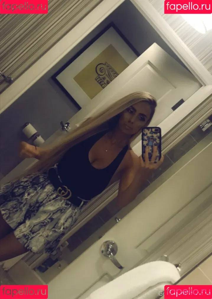gem101 Onlyfans Photo Gallery 