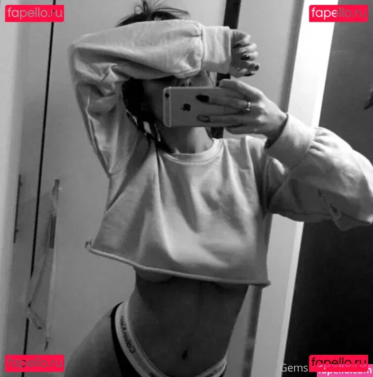 gem101 Onlyfans Photo Gallery 