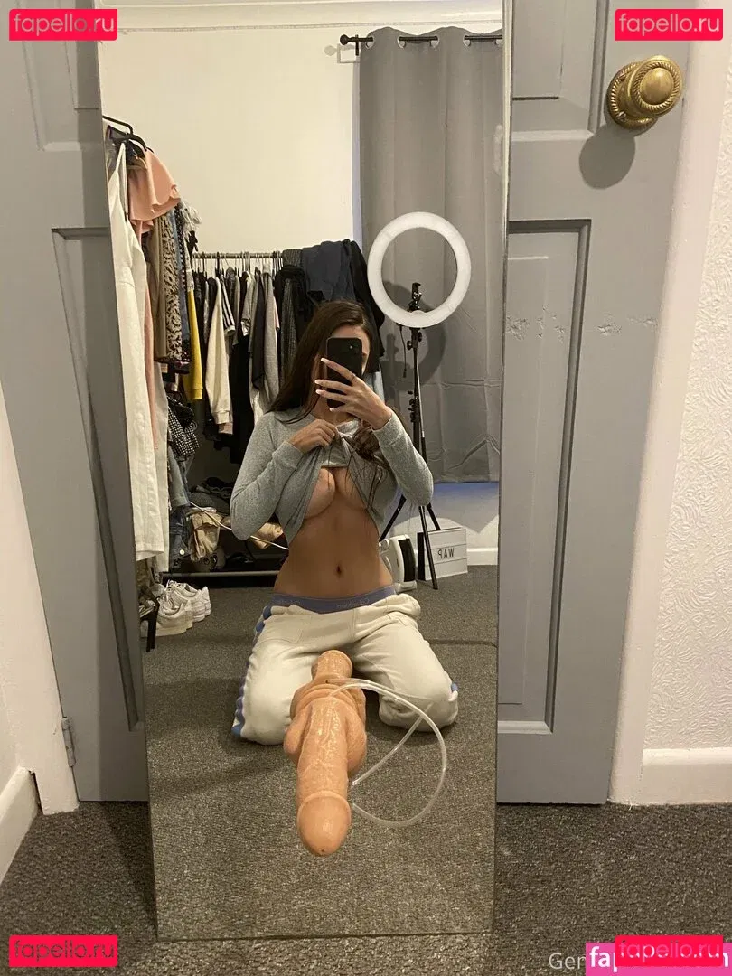 gem101 Onlyfans Photo Gallery 