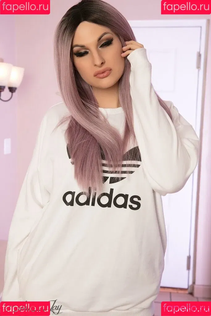 Bailey Jay Onlyfans Photo Gallery 