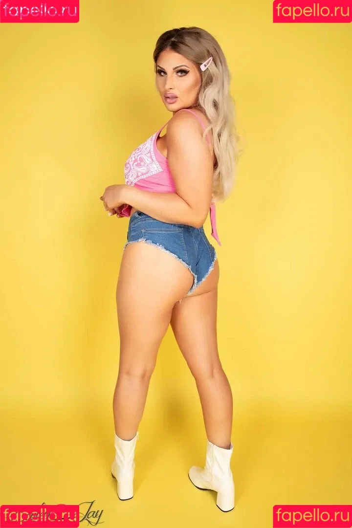Bailey Jay Onlyfans Photo Gallery 