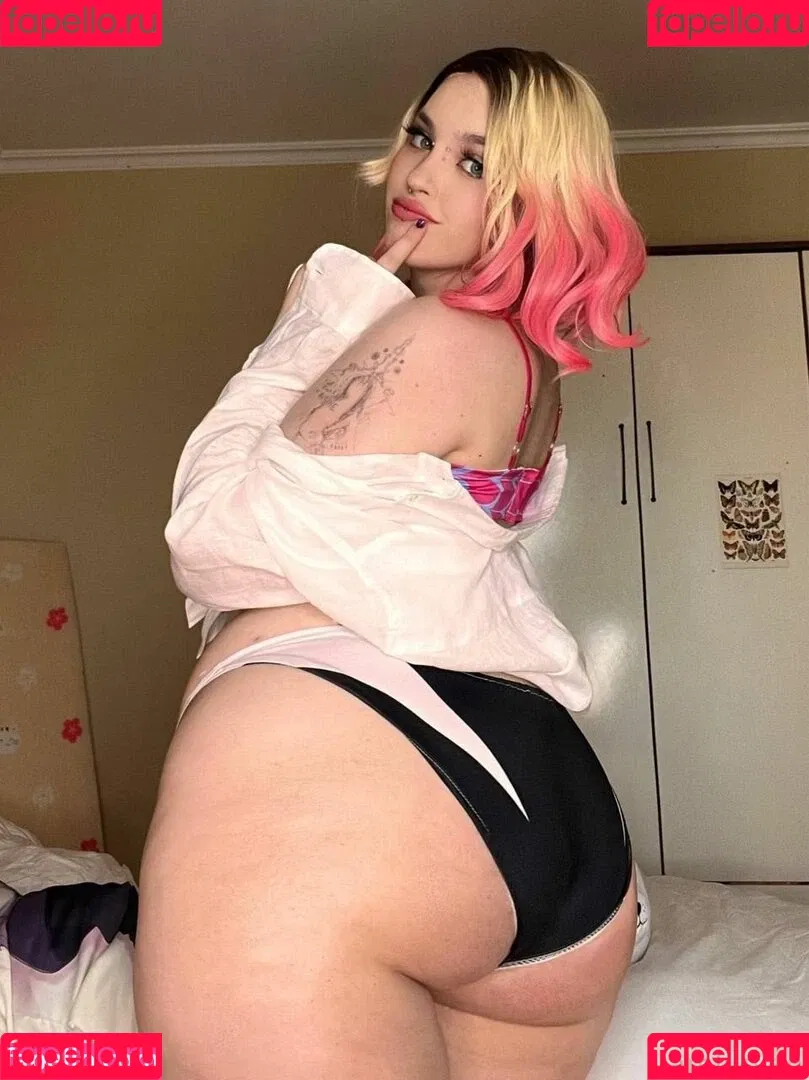 amfytyan Onlyfans Photo Gallery 