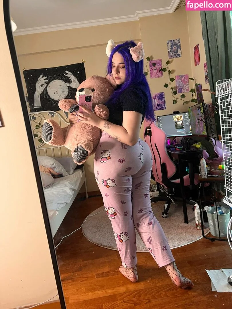 amfytyan Onlyfans Photo Gallery 