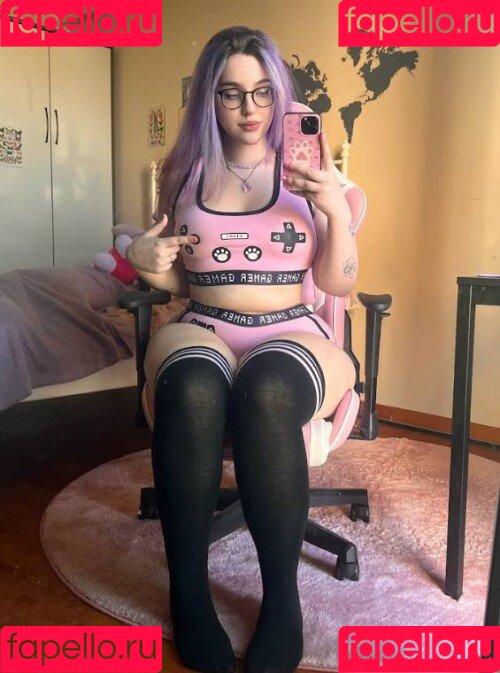 amfytyan Onlyfans Photo Gallery 