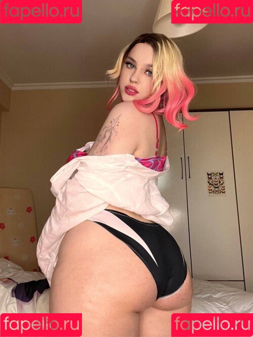 amfytyan Onlyfans Photo Gallery 