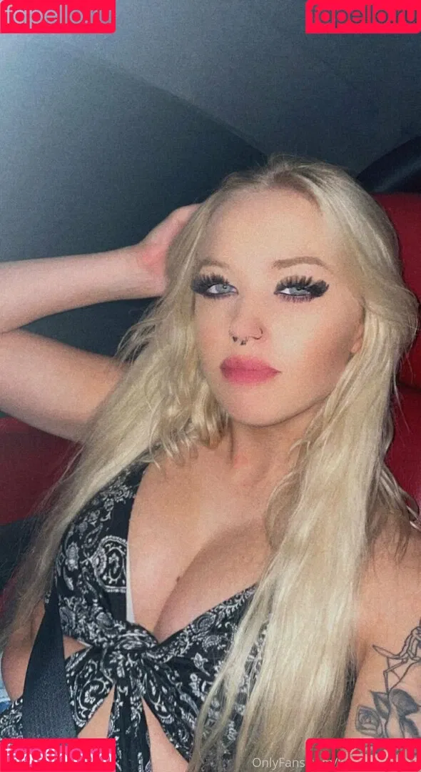 katiewarren18 Onlyfans Photo Gallery 