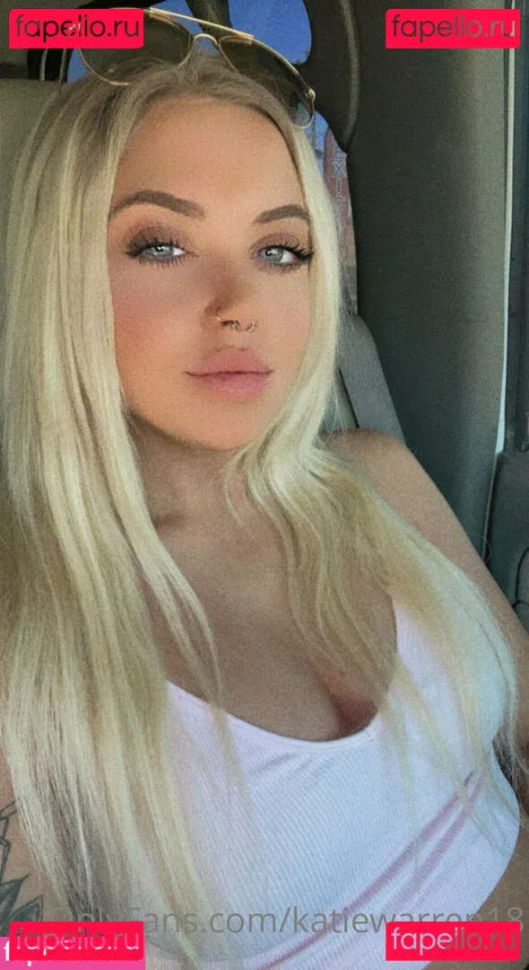 katiewarren18 Onlyfans Photo Gallery 