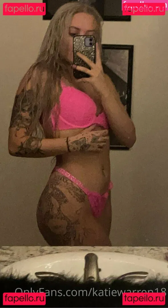katiewarren18 Onlyfans Photo Gallery 