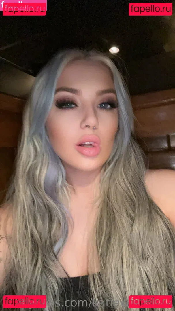 katiewarren18 Onlyfans Photo Gallery 