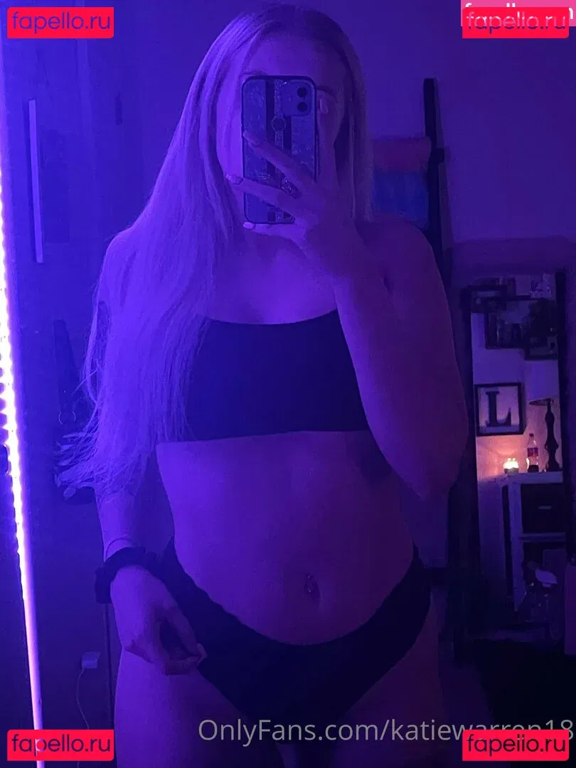 katiewarren18 Onlyfans Photo Gallery 