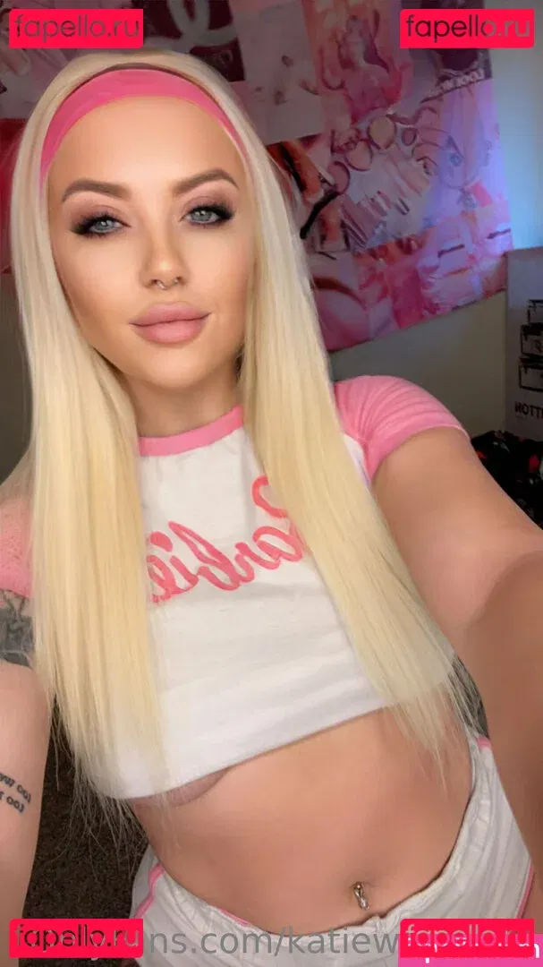 katiewarren18 Onlyfans Photo Gallery 