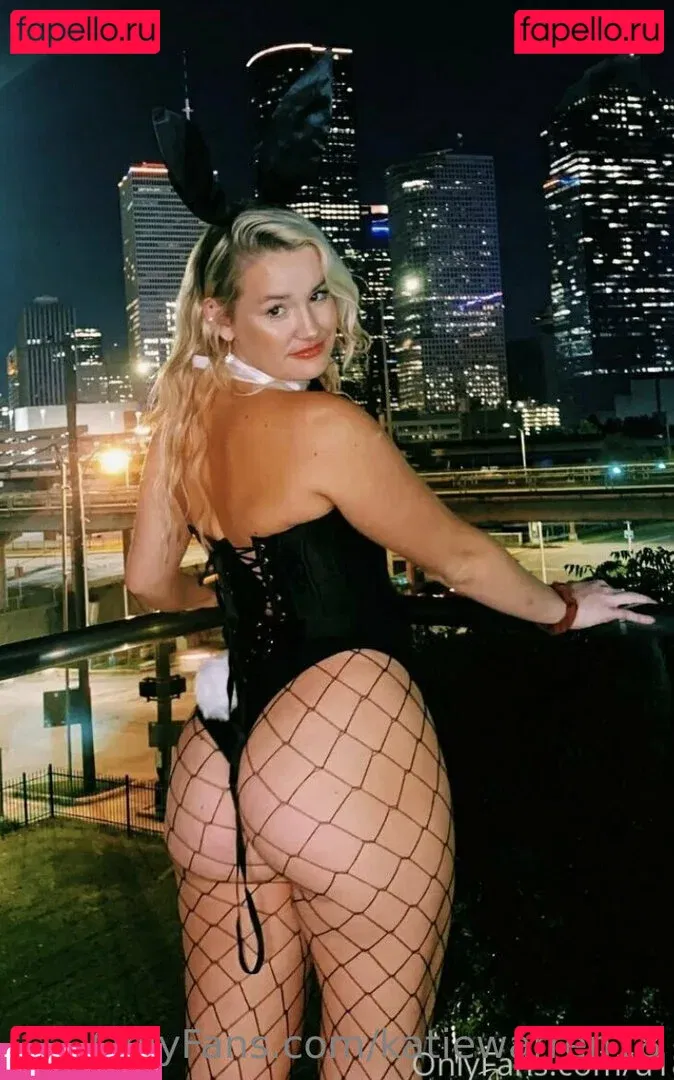 katiewarren18 Onlyfans Photo Gallery 