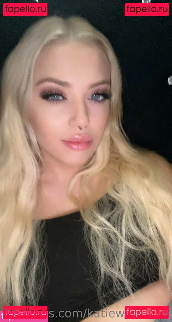 katiewarren18 Onlyfans Photo Gallery 