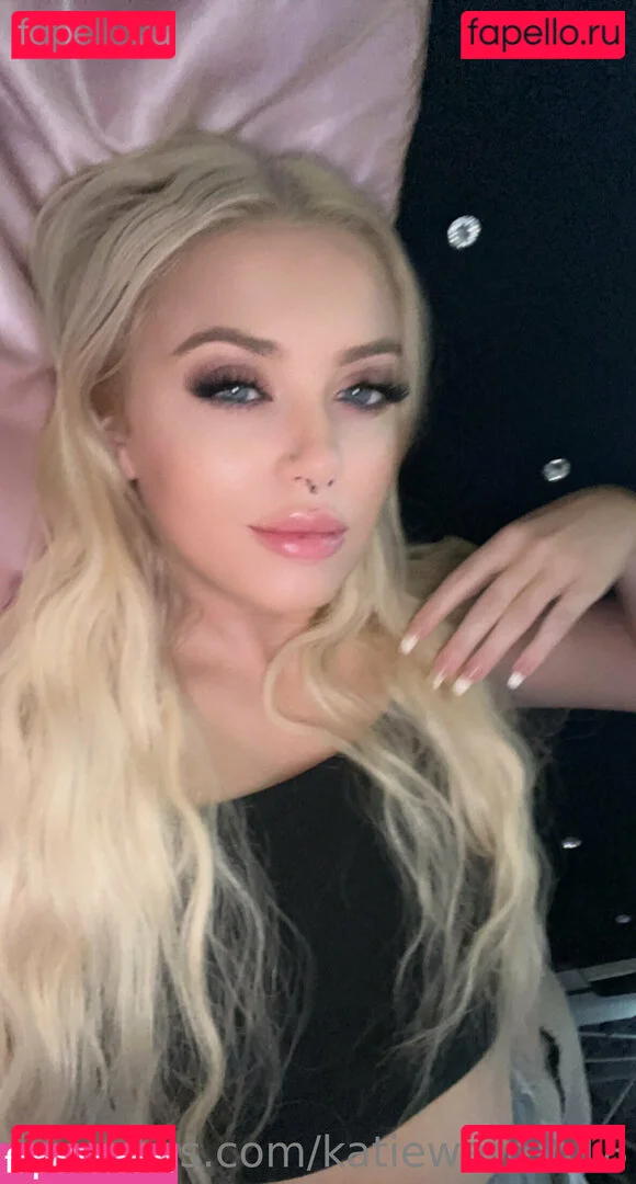 katiewarren18 Onlyfans Photo Gallery 