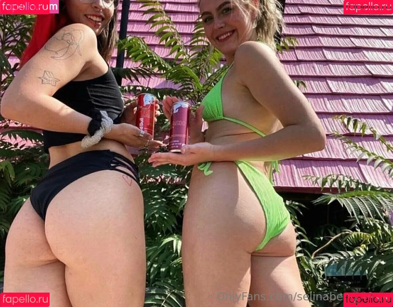 selinabentz4free Onlyfans Photo Gallery 