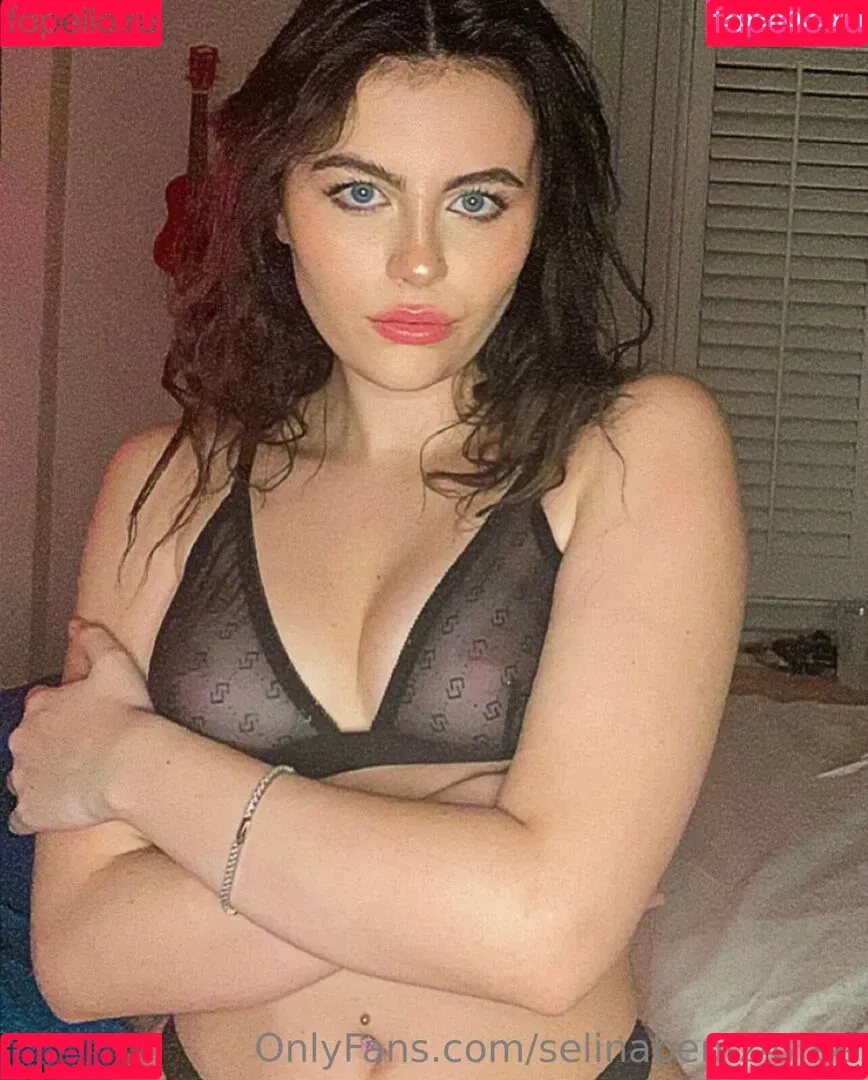 selinabentz4free Onlyfans Photo Gallery 