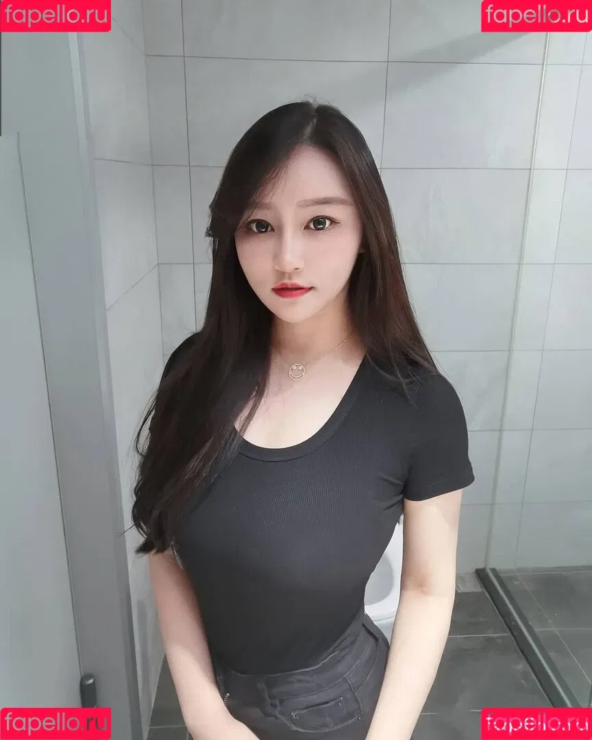 babe_09.14 Onlyfans Photo Gallery 