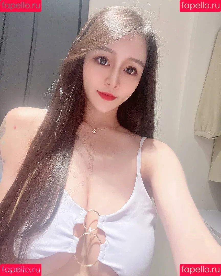 babe_09.14 Onlyfans Photo Gallery 